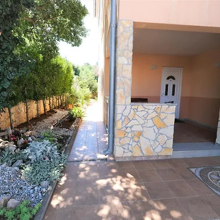 Coral, Klimno, Island Krk クリムノ