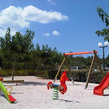 アパート Coral, Klimno, Island Krk *